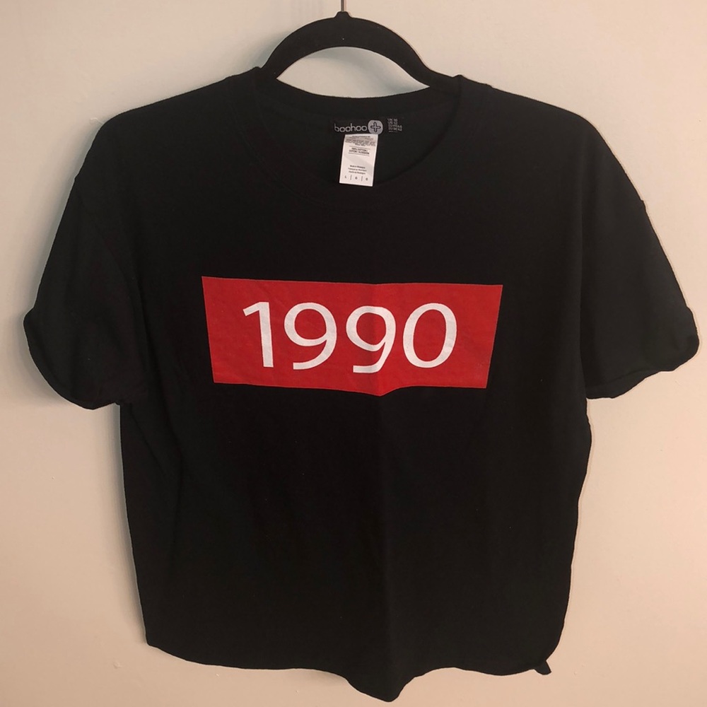 Boohoo T-shirt Size 12 Color Black Red White